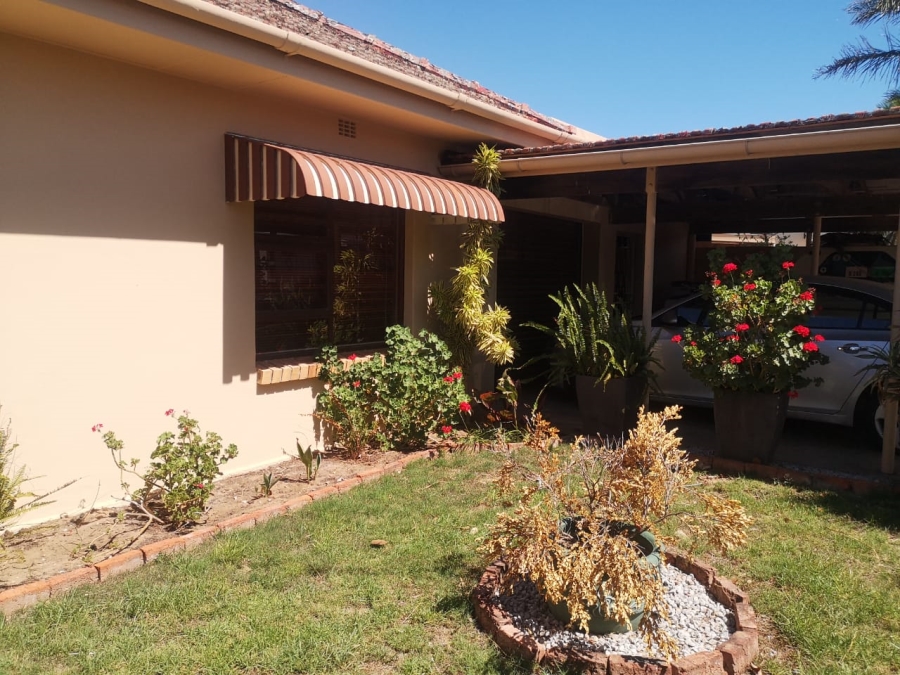 3 Bedroom Property for Sale in Despatch Central Eastern Cape